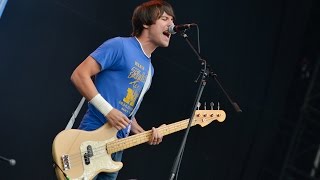 The Cribs - Different Angle (Reading 2015)