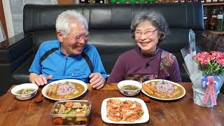 Bring food to your parents on Mother's Day! Beef Curry, Cabbage Miso Soup, Curry Mukbang