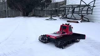 Kyosho Blizzard light snow clean up! #snowcat