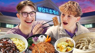 British Students Eat Everything at a Korean Gas Stop!