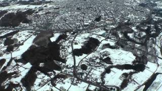 モーターパラグライダー空撮　雪の嵐山町【千手堂】上空