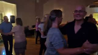 Sven Ingvars potpurri med Alan Johansen på tirsdagsdansen på Leirsund Dansnytt