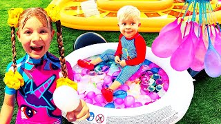Diana and Roma Water Balloons PlayDate with Baby Oliver | Diana and Roma Christmas stories