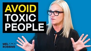Distance Yourself From THESE Kind of People | Mel Robbins