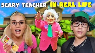 PRANKS ΣΤΟ ΧΑΡΤΙΝΟ ΣΠΙΤΙ - SCARY TEACHER ΣΤΗΝ ΑΛΗΘΙΝΗ ΖΩΗ !