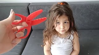 Eylülün Saçında Böcek Vardı Böceği Yakaladık | fun kids