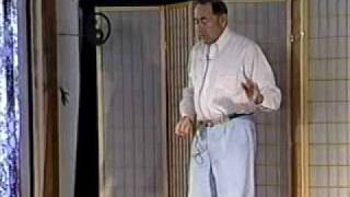 T'ai Chi Chih: Justin Stone demonstrates "Passing Clouds"