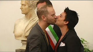 Italia: condanna di Strasburgo per unioni gay