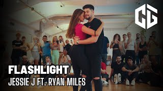 CRISTIAN Y GABRIELLA | Bachata 🎵 FLASHLIGHT - JESSIE J FT. RYAN MILES