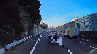 【ドラレコ映像】割り込み運転！鬼クラクション！後続車にブレーキを踏ませる迷惑運転！トラックの前に割り込むな！