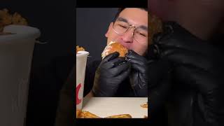 ASMR KFC 햄버거 치킨 후라이드 먹방 #shorts #형이먹어줄게 #챌린지 ￼