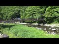 塩原温泉郷の箒川に架かる紅の吊橋