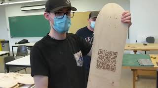 J'ai fabriqué 40 skateboards avec mes étudiants.