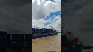 kapal container sedang labuh istirahat#viral#shortsvideo#shiping#trending@Randduallas4466