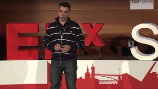 El autor que todos llevamos dentro | Enrique Parrilla | TEDxSevilla