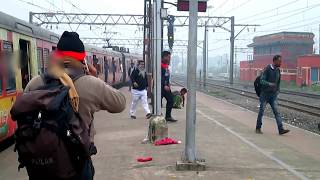 Naihati-Bandel Local Entering Bandel Jn.