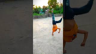 9 বছর বয়সে কি প্রতিভা 🫡 Gym motivation status 🔥Gym Attitude status 😈 desi boy 1 hand stand 😱 #shorts