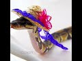 sneks with hats