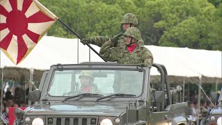 水陸両用車など自衛隊の装備品を公開　福岡駐屯地の開設７４周年記念行事　