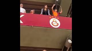 Wanda Nara Ve Çocukları İcardi'nin Trabzonspor'a Karşı Kaçırdığı 3.Gole Verdikleri Tepki