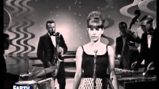 Astrud Gilberto and Stan Getz - The Girl From Ipanema (1964) LIVE