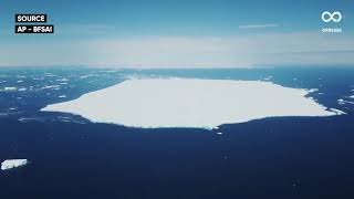 L'iceberg géant se brise dans l'Atlantique Sud
