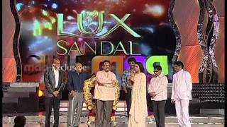 Cinemaa Awards 2011 - Suhasini About  Lifetime Achievement Award To SPB