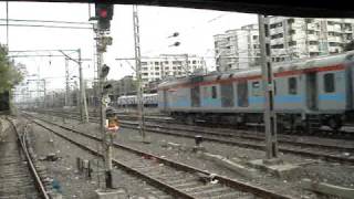 Rajdhani overtaking MRVC local