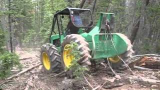 John Deere skidder 440 Extreme Logging