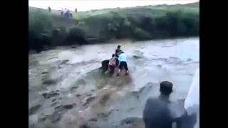 LIVE VIDEO   24 students washed away in Mandi Beas river   EXCLUSIVE FOOTAGE