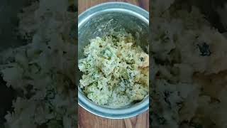 शिळ्या भाताची भन्नाट रेसिपी#leftover rice recipe #shorts #youtubeshorts #trending