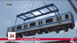 Lắp đặt xong 100% đoàn tàu Metro Số 1 vào đường ray | VTV24