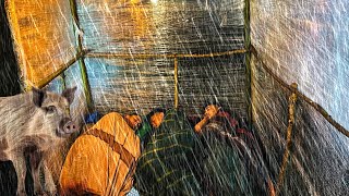 CAMPING DURING POWERFUL RAIN // struggling to build a shelter // during heavy rain