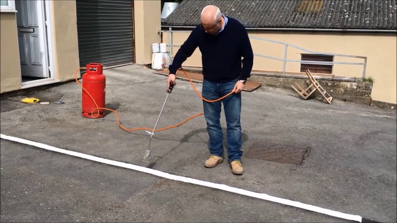 Preformed Thermoplastic Road Line Marking Paint - YouTube