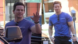 Mark Wahlberg shows off his BUFF Muscles!!! - Your Thoughts?