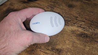 Replace Batteries in Roost Water Leak Detector