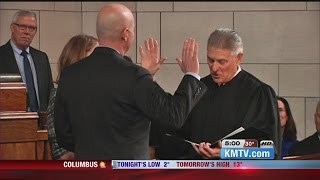 Pete Ricketts sworn in as Governor