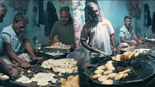 A STREET FOOD LEGEND ! Old Man's Kachori Stall | Pakistani Street Food