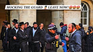 MOCKING the King's Guard 🤬 LEAVE NOW 😤 Police Intervened as Visitors Disrespected British Tradition