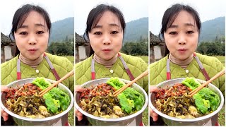 Rural Food Eating Show 🤤 Big Bowl Spicy Noodle Soups Mukbang, Fried Pork Ribs With Green Vegetables