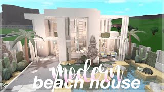 bloxburg beach house Videos - 9tube.tv