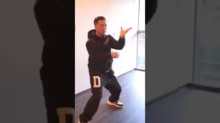Donnie Yen demonstrates Wing Chun skills #shorts #kungfu #martialarts