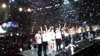 SMTown Live '10 L.A. End of the show, Goodbye Song