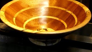 #40 Woodturning a Mahogany and Pecan Economy Bowl