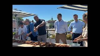 Wes Moore Teaches Laura Kelly, Andy Beshear, Matt Meyer, and Abigail Spanberger How To Crack Crabs
