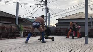 ストリートLUCHA“三崎”投げ銭プロレス 初日 RSDヴィレッジ・清水基嗣、櫻井裕太 VS フェリスト、山下金吾