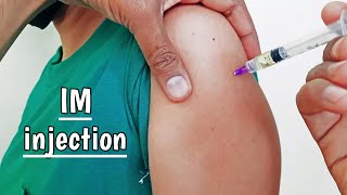 تعلم اعطاء الحقن العضل في الكتف بسهولة_ intramuscular Injection in deltoid muscle in shoulder