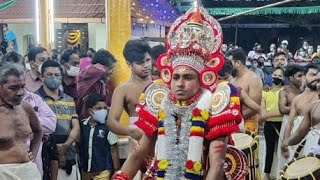 മൂവാളംകുഴി ചാമുണ്ഡിയമ്മ 🙏#theyyam #theyyam_status_video #kannur #2022 #year #viral #video #reels