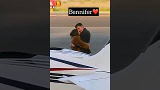 Jennifer Lopez And Ben Affleck Making Out Before Boarding A Private Flight Out Of LA