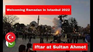 How Turkish people Welcome Ramadan /Iftar at Sultan Ahmet, Blue mosque #ramadan2022 #iftarinIstanbul